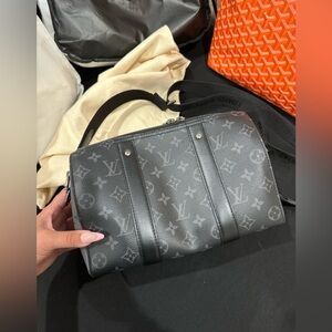 Louis Vuitton bandouliere keepall 25 monogram eclipse